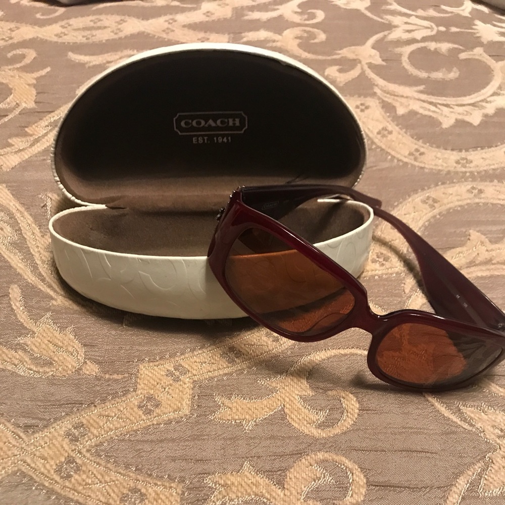 Coach Sunglasses 💯 Authentic